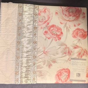❄️ Vintage K&Co. 4x6 Floral Photo Album/Memory Book